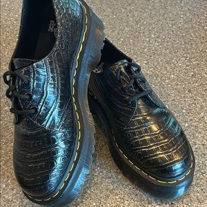 Dr. Martens Embossed Croc Gator Platform Quad Laced-EU42 (9M, 10L)